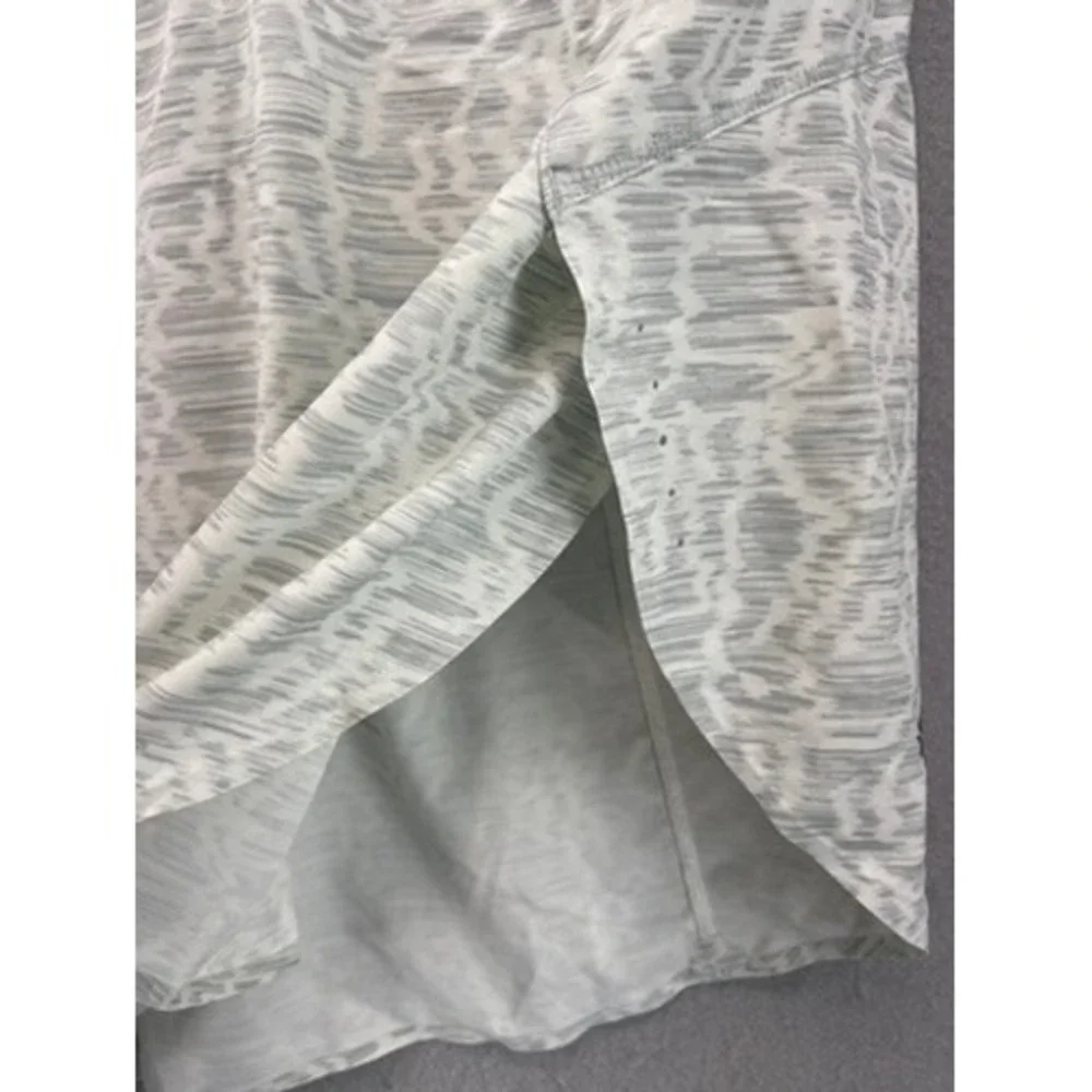 Athleta Shorts‎ Sz 3X Printed Run With It Shorts Liner Grey White 3.5